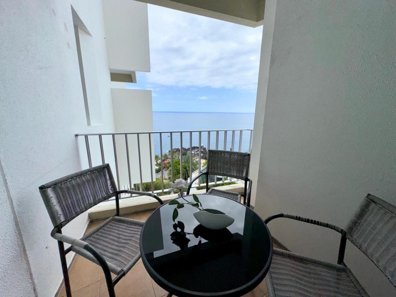 Apartamentos Do Mar Funchal Екстериор снимка