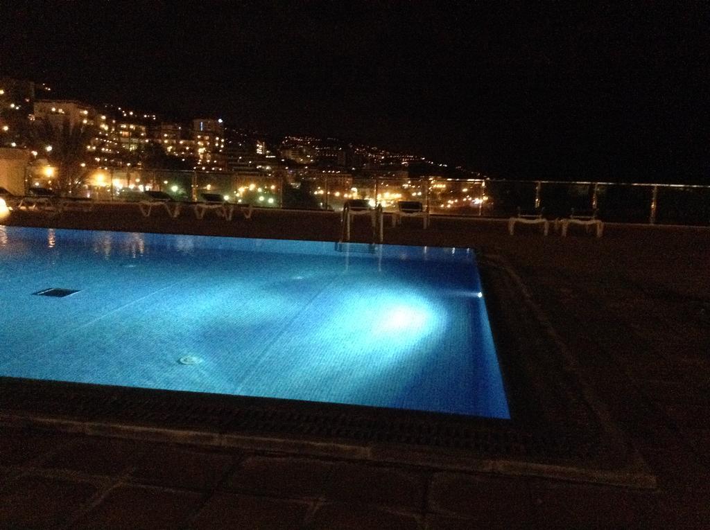 Apartamentos Do Mar Funchal Екстериор снимка