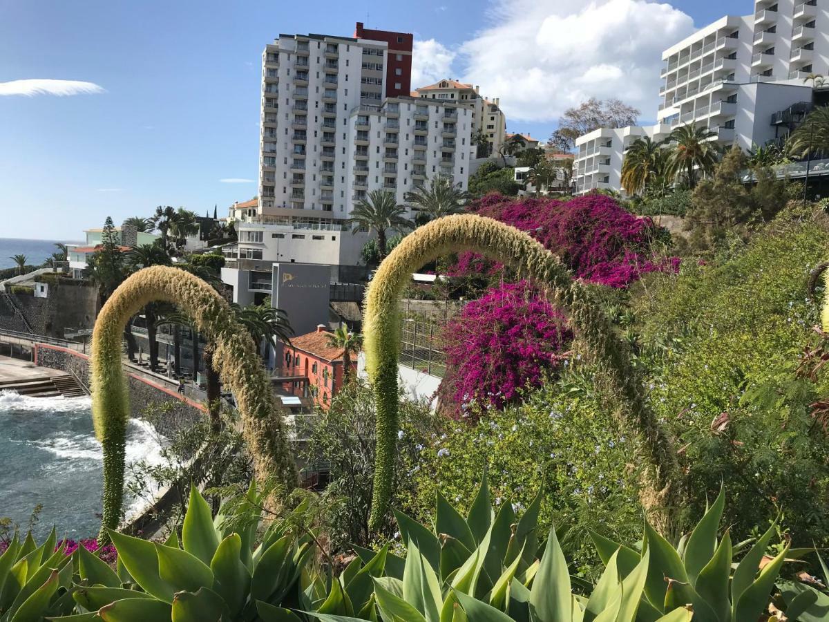 Apartamentos Do Mar Funchal Екстериор снимка